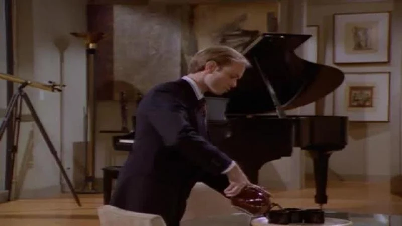 Кадры из сериала Фрейзер (1993)